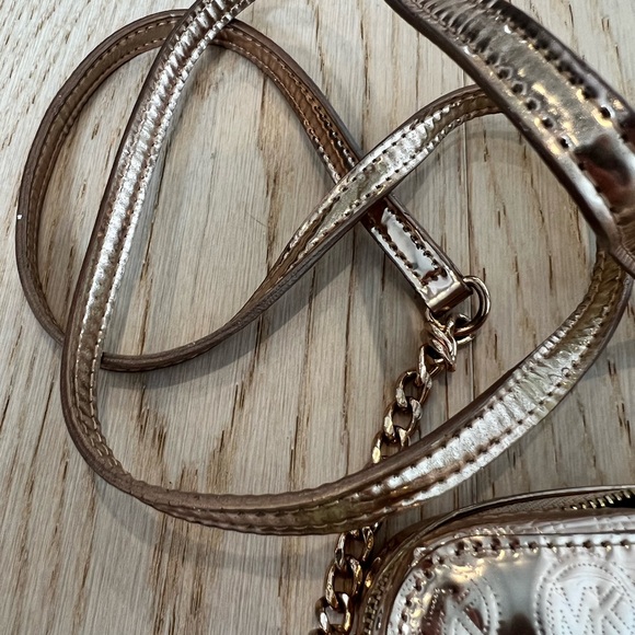 Michael Kors - Picture 3 of 4